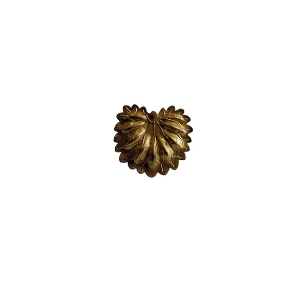 Accessories - Vintage Gold Tone Leaf‎ Scarf Clip Botanical Scalloped Textured Accessory